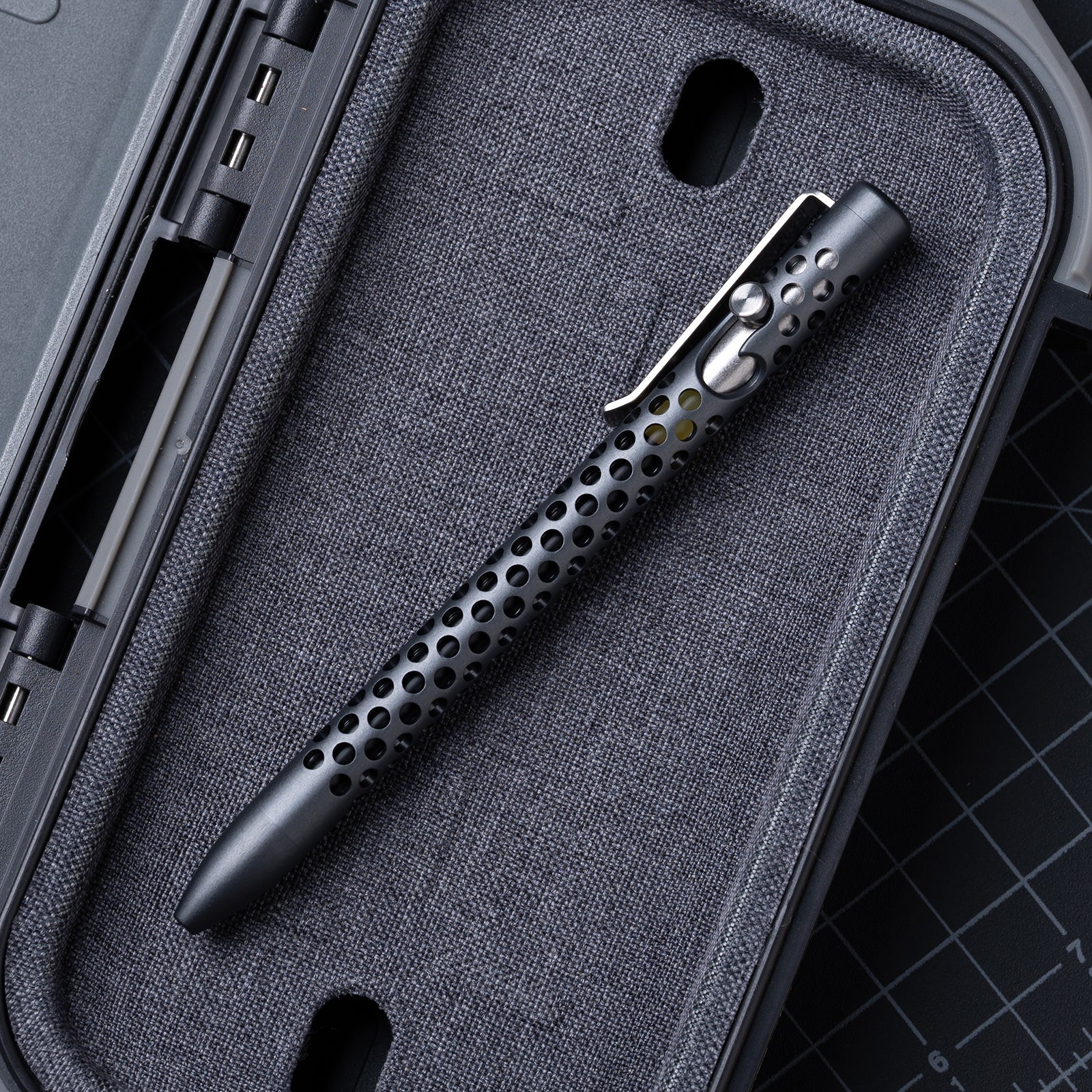 Skeletonized Aluminum Bolt Action Pen