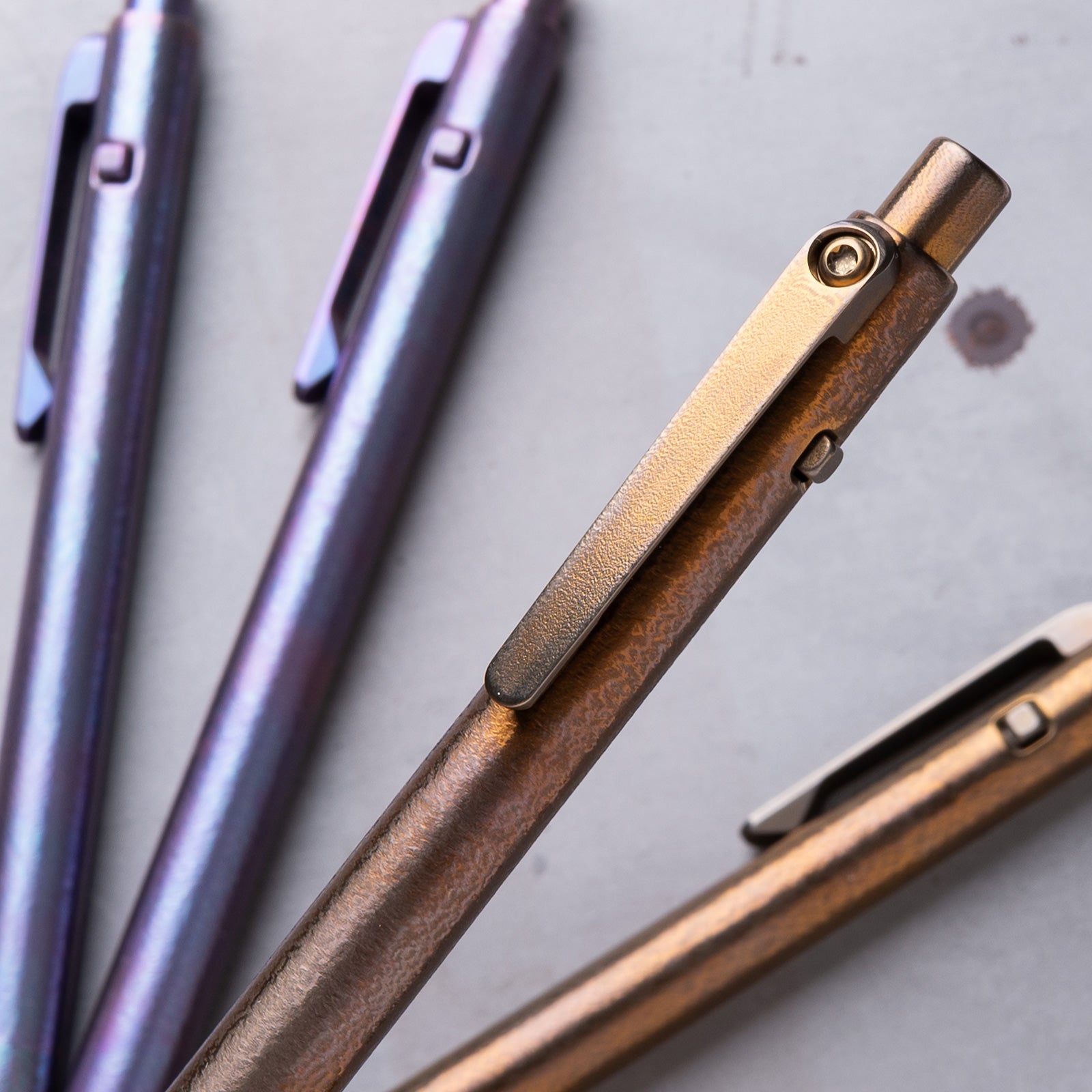 Orange Peel Side Click Pen